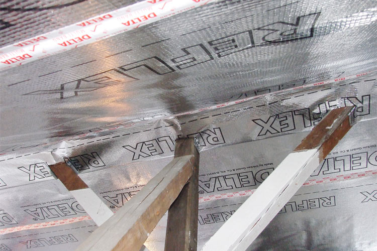 Energiesparend und hochflexibel: DELTA®-REFLEX DELTA® - Luft- und Dampfsperren